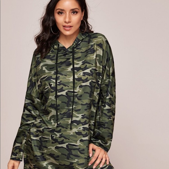 Camo Drop Shoulder Hoodie - Picture 4 of 6